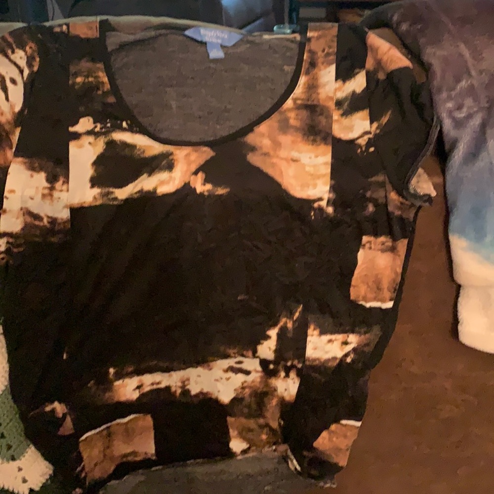 Simply Vera tshirt